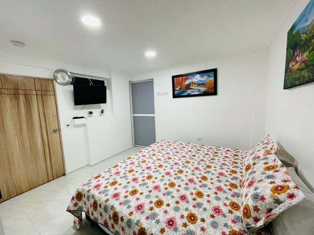 Hotel Eterna Primavera เมเดยิน ภายนอก รูปภาพ