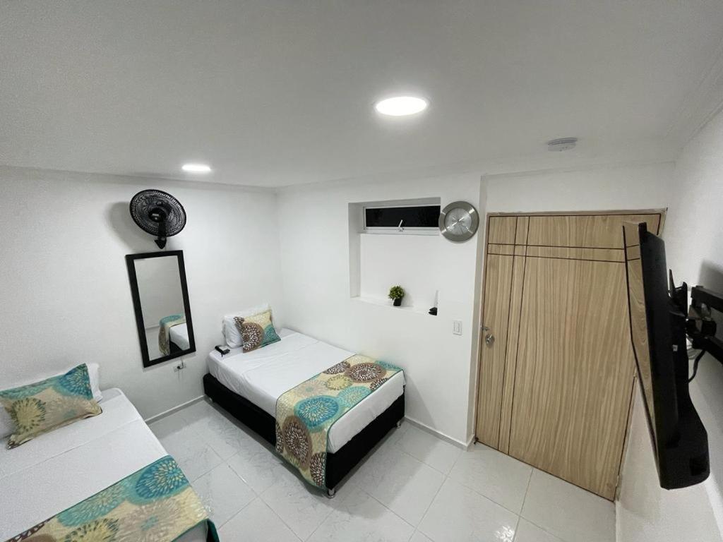 Hotel Eterna Primavera เมเดยิน ภายนอก รูปภาพ
