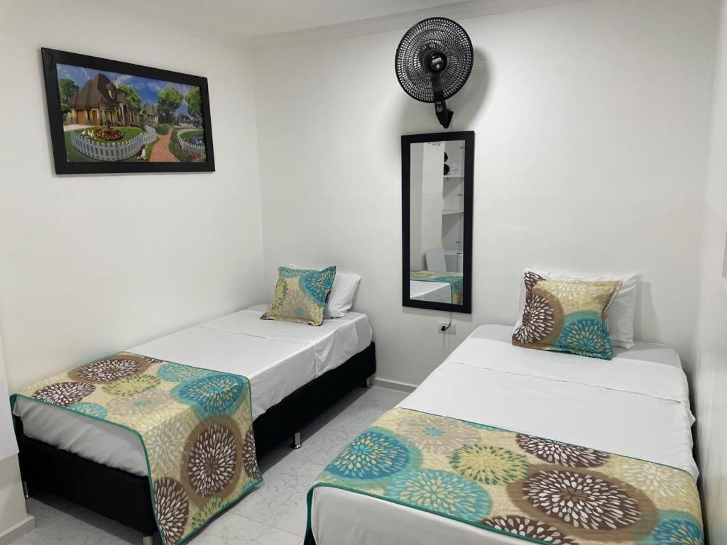 Hotel Eterna Primavera เมเดยิน ภายนอก รูปภาพ