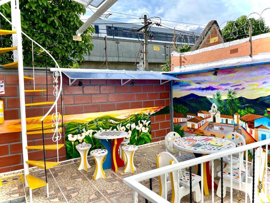 Hotel Eterna Primavera เมเดยิน ภายนอก รูปภาพ
