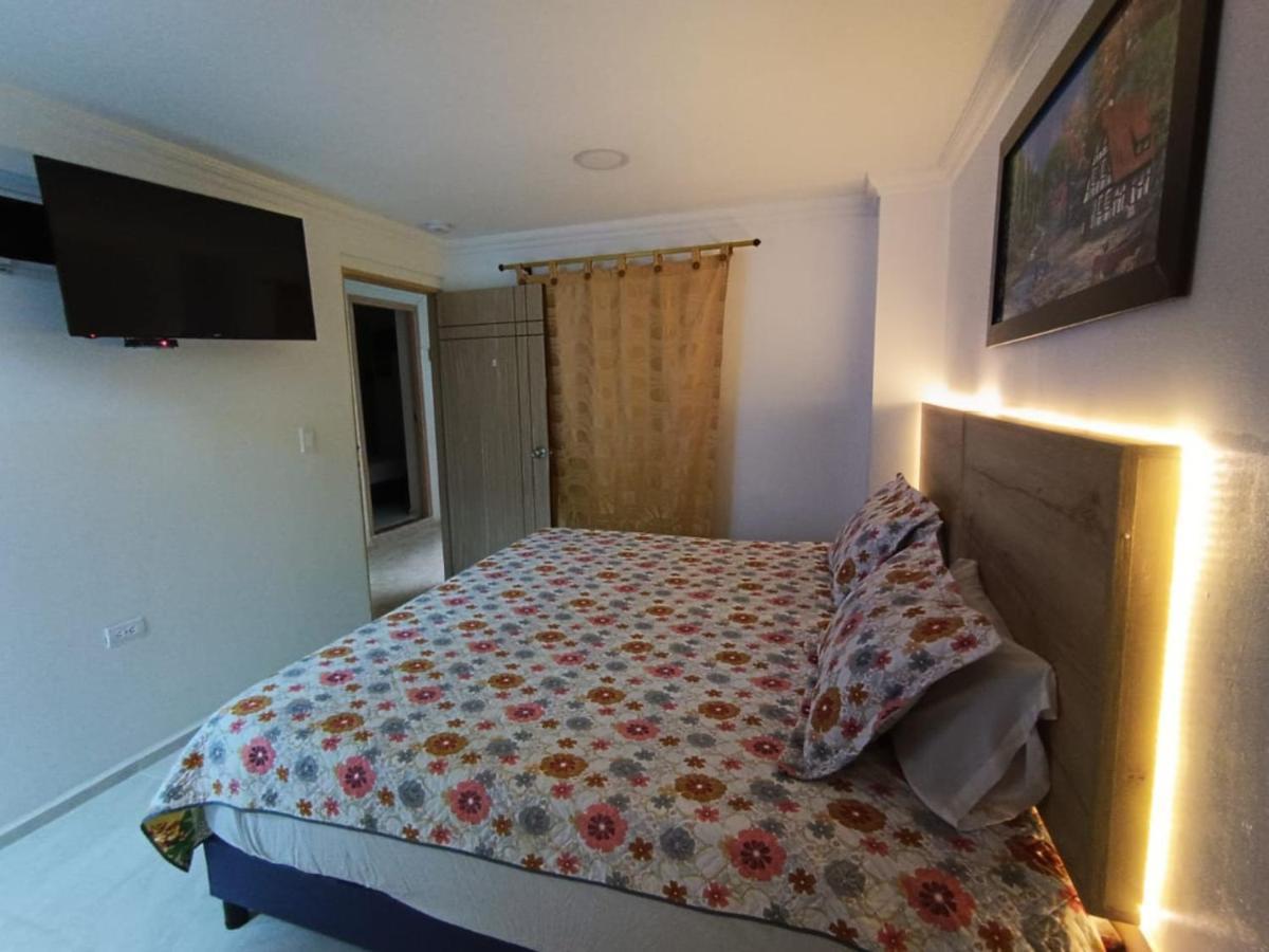 Hotel Eterna Primavera เมเดยิน ภายนอก รูปภาพ